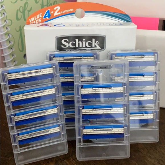 Other - Gillette Mach3 x 18 & Schick Quattro Titanium x 5